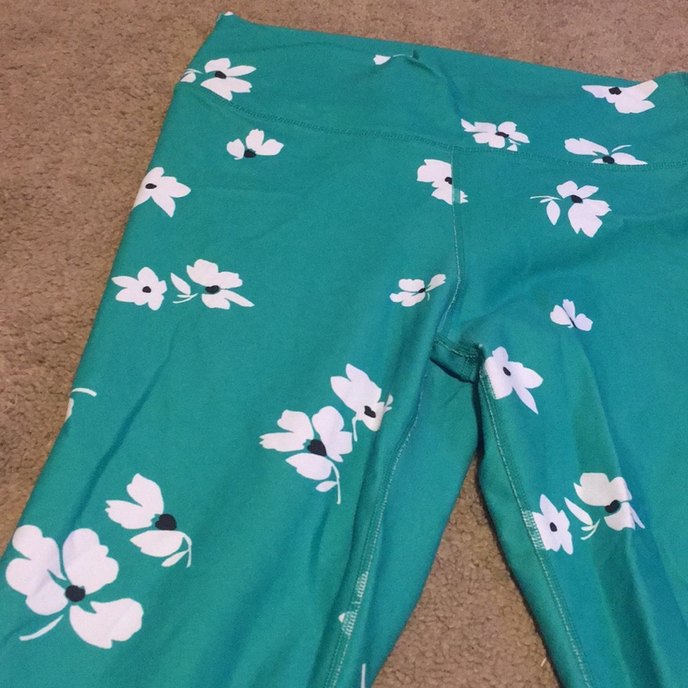 Fabletics leggings - Picture 2 of 3